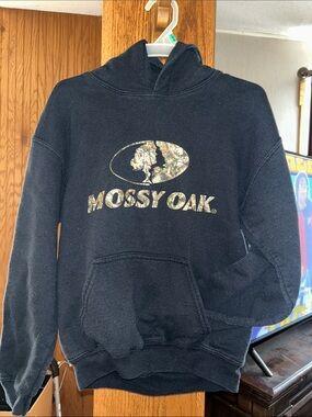Mossy Oak Black Hoodie with Camo Logo Print